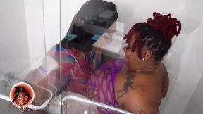 two bad girls sharing the shower