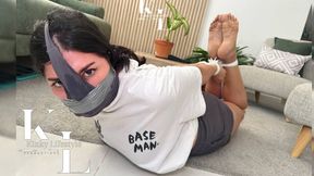 Shove Those Dirty Panties Up 4: Simona Couldn't Do Her Laundry