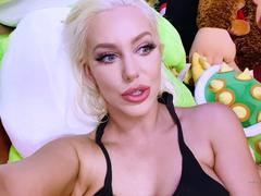 Blonde solo jerking off