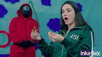 Latina goddess Victoria Carmargo breaks the cookie in Squid Game