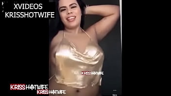 Kriss Hotwife Com Cara De Puta Sentando De Frente