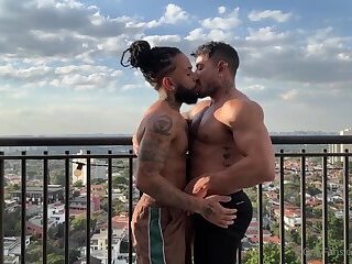 Alejo Ospina gets fucked by Andy Rodrigues