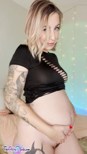 Jerk Off for Mommy's Pregnant Belly