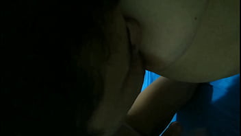Chupei gostoso os seios da gordinha casada v&iacute_deo completo voc&ecirc_ encontra no Red