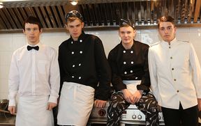 Steamy lads share ass in the kitchen while they pose hot