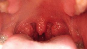 ORAL CAVIT CLOSE UP TO THE CAMERA 2 U