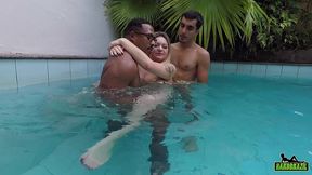 gozando dentro debaixo da agua - rafaella denardin - nego catra - big bambu