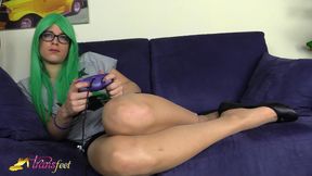 Tranny Irene Aoki after playing game is ready for a good jerking off