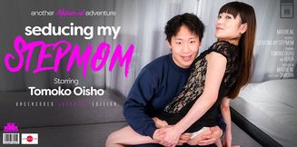I'm being seduced by my hot Japanese stepmom Tomoko Oisho