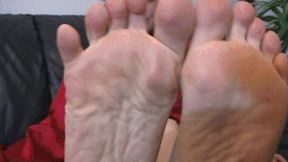 Worship my feet now - 1080
