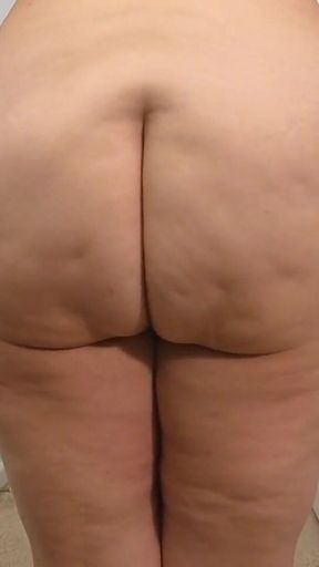 MILF Clenching Her Ass