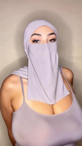 Brunette cricket player gets a group blowjob