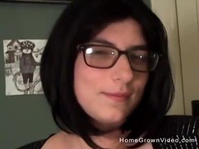 Lara Gets Herself off with a Parsnip