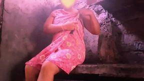 චු කරන විඩියෝ එකතුවක්, Asian sexy girl amazing pissing ,big ass nice pussy ,........................ - Vilashini's Alluring Moments: Captivating Asian Beauty with a Mesmerizing Presence