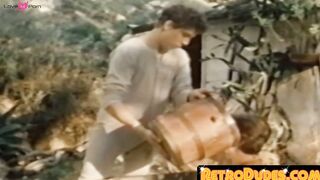 RetroDudes.com - Stud gives blowjob and gets his ass raw banged