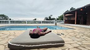 Sitting on your face to contemplate the sun from my summer house By Britney Hunter and Monique Cam Babi part 1