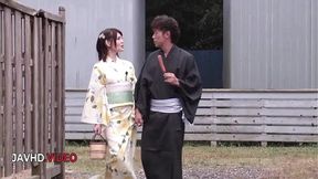 Wild Japanese beauty rides cock hornyly and intensely