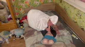 queen in white hood tease, suck and oil handjob the tranny till cum