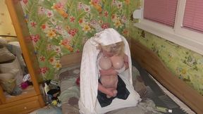 queen in white hood tease, suck and oil handjob the tranny till cum