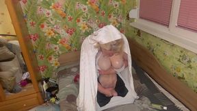 queen in white hood tease, suck and oil handjob the tranny till cum