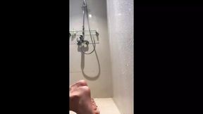 Bray Love Fucks Himself with Big Dildo