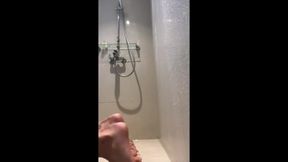 Bray Love Fucks Himself with Big Dildo