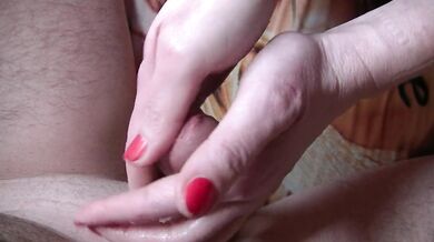 MILF mom clenches tight after Kegel practice drools all over cam