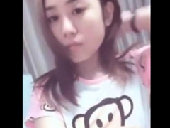 Hot Chinese Teen Likes To Tease