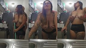 marido corno pega sua mulher na cozinha meti a pica e goza dentro sem camisinha