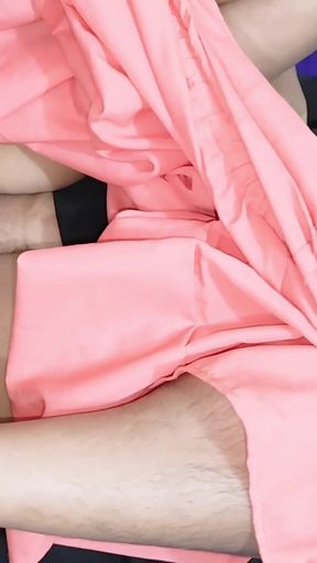 3some Office bosses fucked a beautiful girl over salary increase. bohoti moja aya   Clip 2