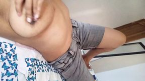 LATIN GIRL SHOWING HER TITS WITH HARD NIPPLE MASTURBATES WANTING TO BE FUCKED
