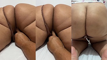 Madrastra Culona necesita ayuda... Escucha el sonido de su vagina mojada VIDEO COMPLETO