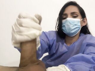 My patient got a indeed hard-on, I couldn't resist - SPANISH PORN