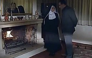 Julia taylor nun