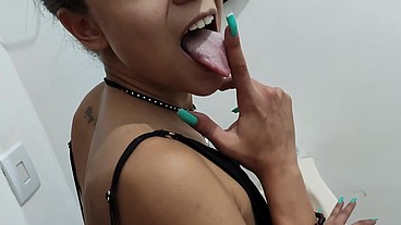 Polly Petrova fudendo com seu amigo