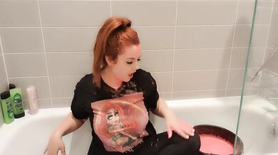 Gunge and Gym Leggings Mandy Foxxx Mess Goes Wild