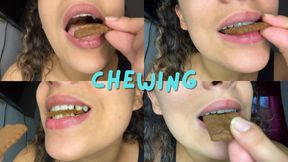 CHEWING COOKIES