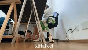Goddess Kiffa - Computer technician glued on Kiffa feet - FOOT WORSHIP - FOOT DOMINATION - FOOT GAG - HUMILIATION - AMATEUR - HIGH HEELS - FOOT SMELLING - SOLES - CONSENSUAL CANDID 720p