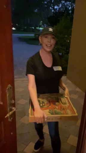 PIZZA Delivery GIRL!!!!