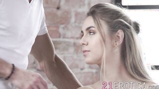 Temptress has hardcore fuck session with an experienced stud