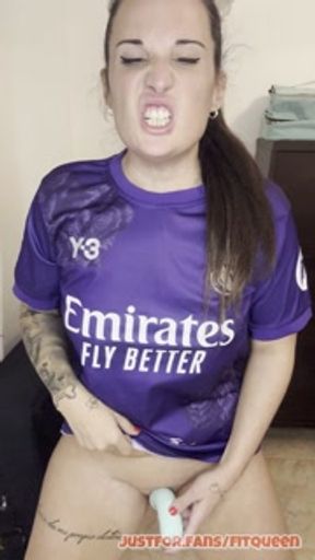 FOOTBALLER GIRL⚽️ Smoking And Masturbating With Two Sex Toy😈