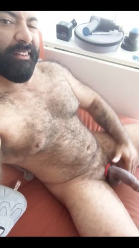 Who Wants to Come Service Stepdaddy While He Watches a Movie?
