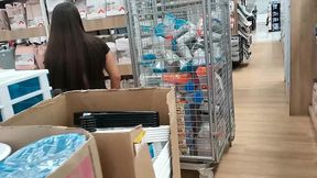esposa puta exhibicionista se calienta de compras en el super market y se masturba en el bano del centro comercial exhibitionist slut wife gets hot from shopping in the super market and masturb