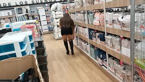 esposa puta exhibicionista se calienta de compras en el super market y se masturba en el bano del centro comercial exhibitionist slut wife gets hot from shopping in the super market and masturb