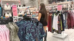 esposa puta exhibicionista se calienta de compras en el super market y se masturba en el bano del centro comercial exhibitionist slut wife gets hot from shopping in the super market and masturb