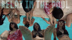 Relax In The Pool - Footworship