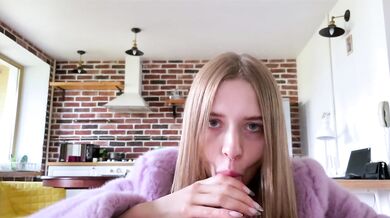 Winter in Europe! Slut CALIFORNIABABE warmed up with a pink fur coat!