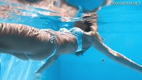 Hungarian big tits blonde pornstar Candee Licious