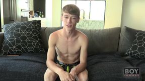 Twink Corey Dawson Jerks Off While Dildo Fucking His Ass