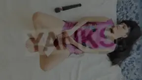 Auburn-Haired Beauty Sundreen Masturbates with Dildo on Couch